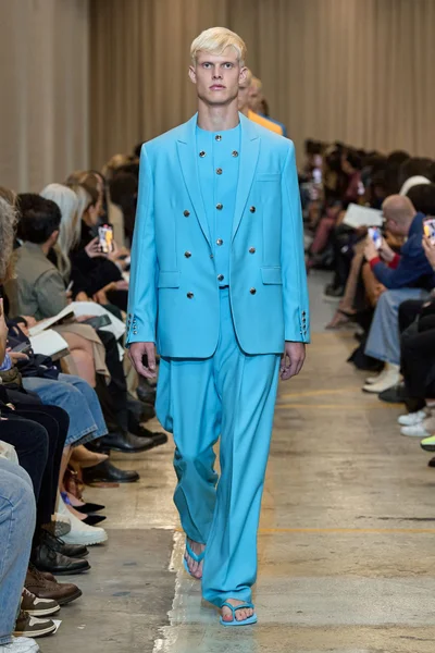 Look 71